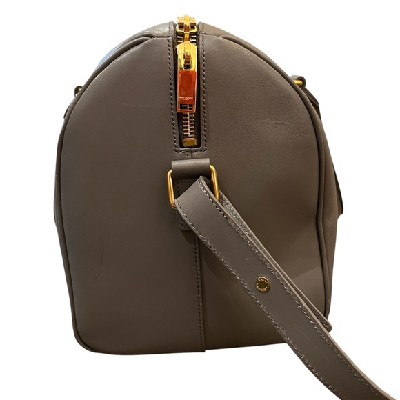 Saint Laurent Classic Duffle 6 Smooth Leather Zip Top Doctor Crossbody Tote Bag - Picture 5 of 16